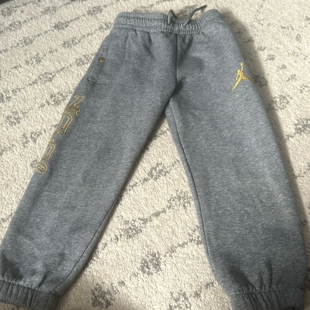 Nike Jordan boys sweatsuit - Picture 3 of 6